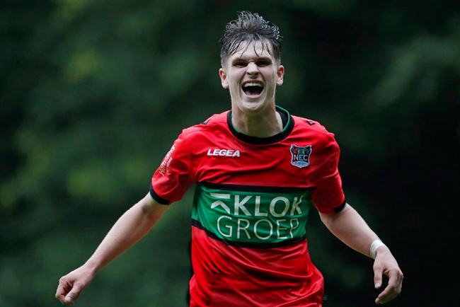 这一决定不 这一决定不